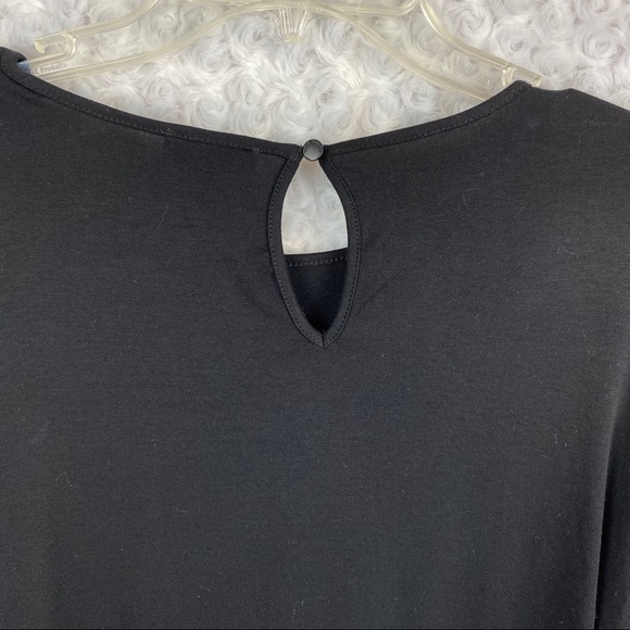 NWT Vince Camuto Lace Bell Sleeve Top Black - Picture 13 of 14